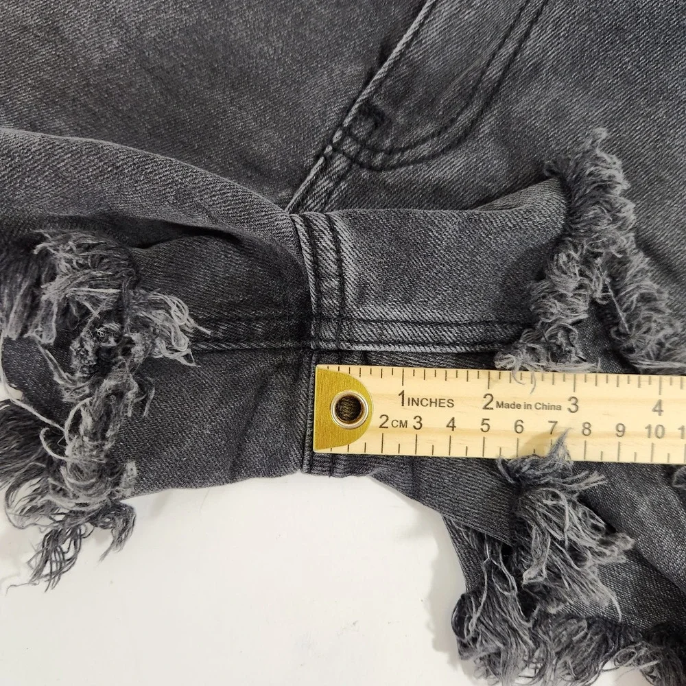 Hollister Mom Shorts Womens Sz 5 W27 Black Denim Ultra High Rise Frayed Cutoff